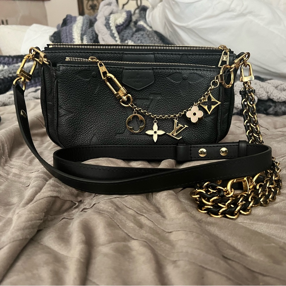Authentic Luis Vuitton Multi Pochette Crossbody with Charm accessory